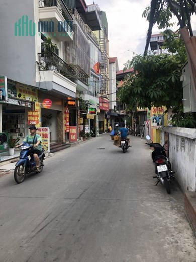 Bán đất tặng nhà đường Phan Đình Giót, Q.Hà Đông, 40m2, giá 4.4 tỷ.