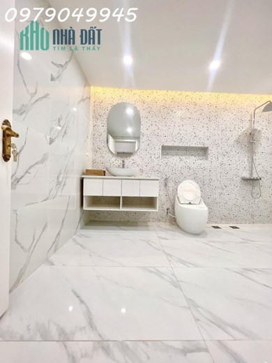 BÁN NHÀ HOA BẰNG, CẦU GIẤY,42M2X5T,1 NHÀ RA MẶT PHỐ,ÔTÔ ĐỖ CỔNG,5.9 TỶ