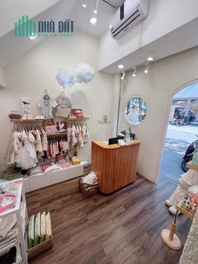 Mình cần sang nhượng cửa hàng tại Số 2 Đoàn Trần Nghiệp - Phố Huế - Hai Bà Trưng - Hà Nội