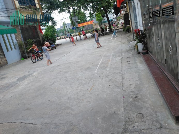 Bán đất tặng nhà C4, khu M1, An Khánh