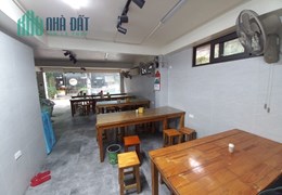 Bán Căn hộ tập thể Tô Hiệu, Cầu Giấy. 100m2; T1; MT8m; giá 7 tỷ. Phương