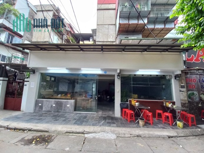 Bán Căn hộ tập thể Tô Hiệu, Cầu Giấy. 100m2; T1; MT8m; giá 7 tỷ. Phương