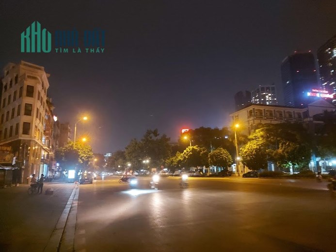 Bán nhà Nguyễn Văn Huyên, Cầu Giấy. 82m2; giá 15 tỷ. Phương