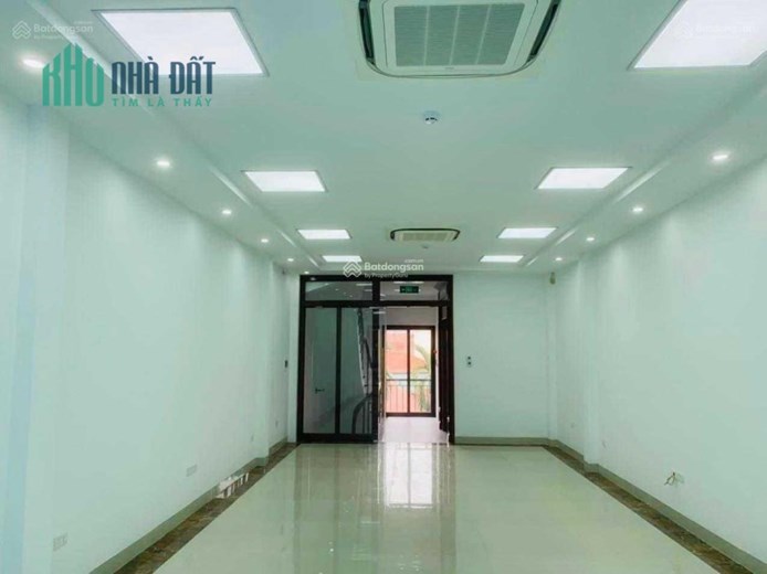 Cho thuê nhà mặt ngõ đường Trần Quang Diệu - Tổng S 440m - 8Tầng - vỉa hè - Ôtô tránh - 60tr/ tháng.