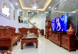 BN  Bán nha độc lập full nội thất 47M 3 tầng 2ty89