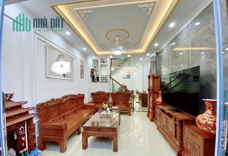 BN  Bán nha độc lập full nội thất 47M 3 tầng 2ty89