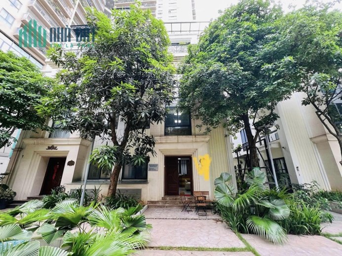 Bán gấp Biệt Thự Đơn Lập Lacasa Villa 25 Vũ Ngọc Phan, Đống Đa. Resort 5 sao giữa lòng Hà Nội. Đẳng