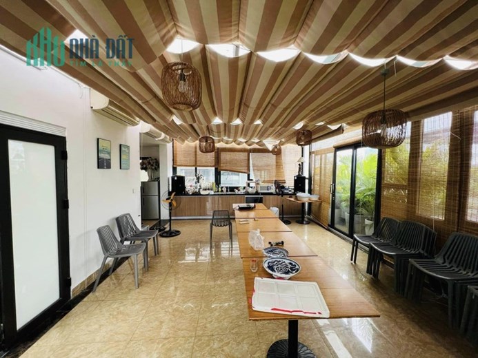 Bán gấp Biệt Thự Đơn Lập Lacasa Villa 25 Vũ Ngọc Phan, Đống Đa. Resort 5 sao giữa lòng Hà Nội. Đẳng