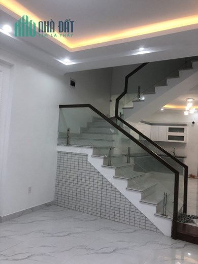 Bán nhà xây mới khu phân lô 193 Văn Cao, diện tích 68m 4 tầng độc lập, GIÁ 5.2 tỉ