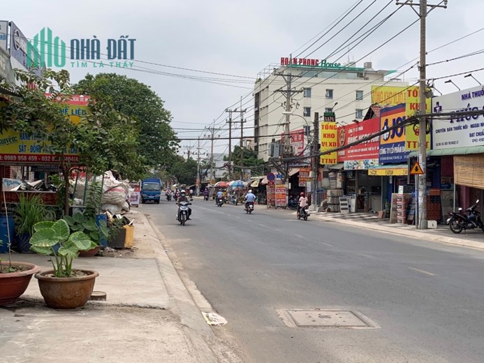 Nhà mặt tiền Đỗ xuân hợp phước long B, diện tích 100m vị trí đẹp tiện kinh doanh