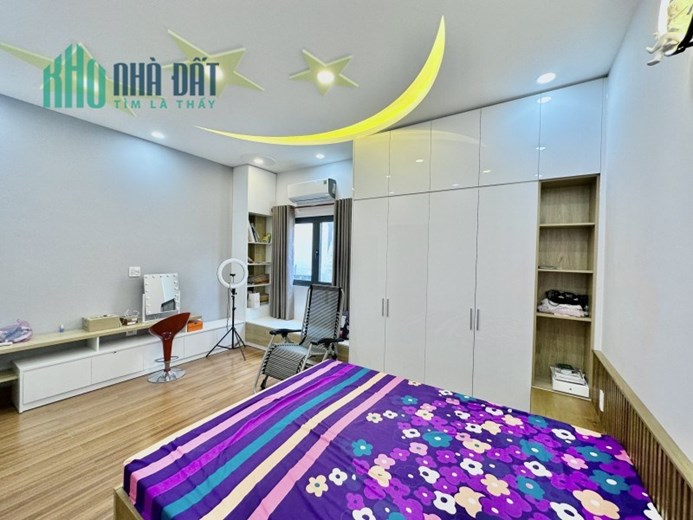Bán Nhà Hẻm Đỗ Nhuận Tân Phú, 60m2 x 4 Tầng, Hẻm Ô Tô, Gần Chợ, Siêu Thị, Trường Học, Chỉ 4 tỷ