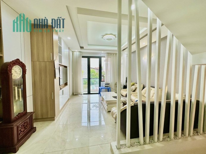 Bán Nhà Mặt Tiền Gò Dầu, Tân Phú, 90m2 x 4 Tầng, Hẻm Nhựa Ô Tô, Chỉ 5 Tỷ