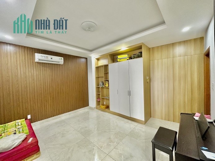 Đường Gò Dầu, Quận Tân Phú, Hẻm Nhựa Ô TÔ, 90m2 x 4 Tầng, Hẻm Nhựa Ô Tô, Chỉ 5 Tỷ