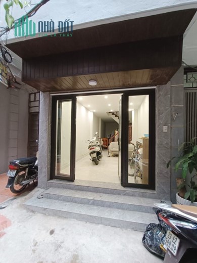 BÁN NHÀ THÁI THỊNH Ô TÔ LÙI TẬN CỬA LÔ GÓC NHÀ THOÁNG 40M NHỈNH 5TY