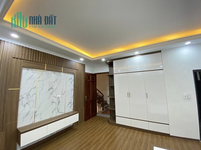 HIÊM! NHÀ THỊNH QUANG LÔ GÓC 6 TẦNG THANG MÁY Ô TÔ ĐỖ CỔNG 40M 6X TỶ