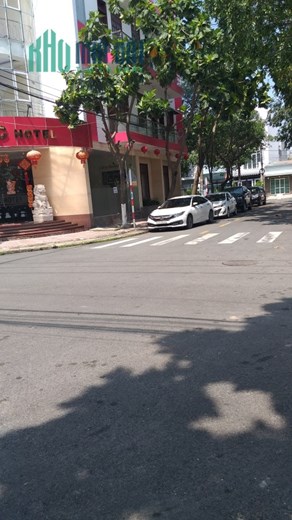 Bán Căn gốc Khách sạn 25 phòng cạnh Đại Học Bình Dương, ngay trung tâm Thủ Dầu Một giá 36 tỷ