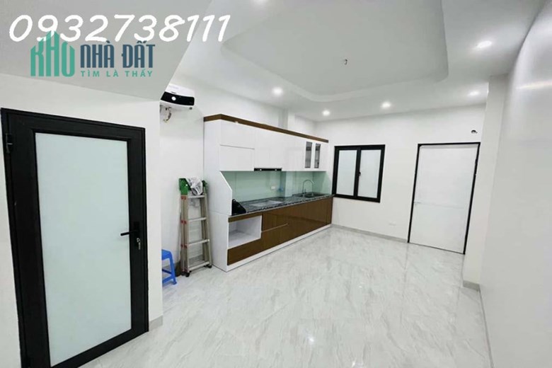 Cần bán nhanh nhà mới Gần phố Yên Lãng, Đống Đa, 6 tầng, điều hoà từng phòng, ngõ thông