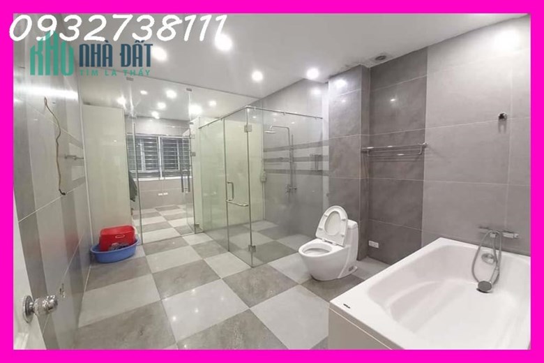 Cần bán nhanh nhà phố Gần phố Hoàng Ngọc Phách 5 tầng kinh doanh đỉnh nội thất sang trọng