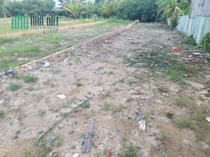 Bán gấp nền khu đô thị tân phú đông, đối diện khu biệt thự hoành tráng.