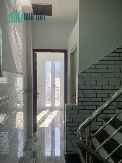 BÁN GẤP CHDV THÀNH THÁI QUẬN 10- HXH TRÁNH  DOANH THU GẦN 100TR THÁNG - NHỈNH 15 TỶ