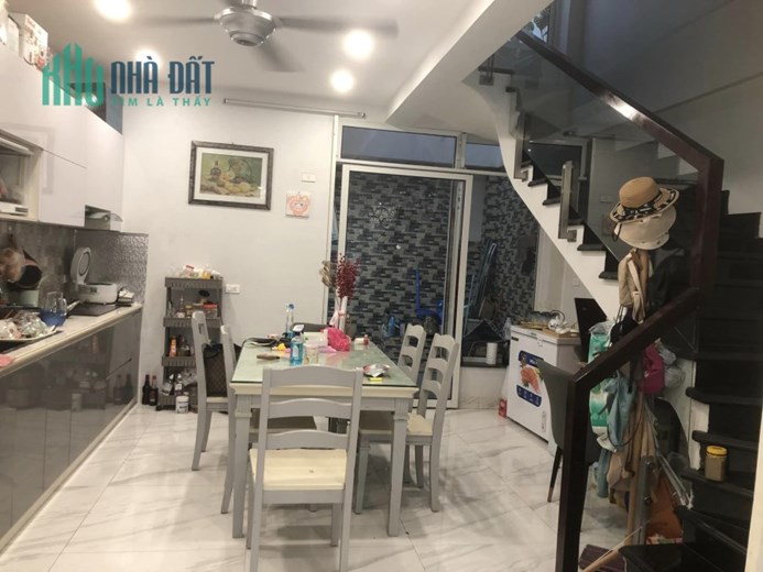 NGỌC THỤY NHÀ XÂY MỚI - NGÕ OTO VÀO NHÀ - NGÕ THÔNG THOÁNG