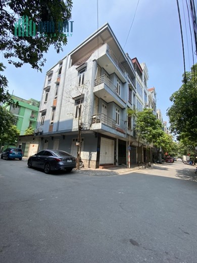 Văn Quán- B.Á.N 35m đất TẶNG NHÀ C4, phân lô vỉa hè Ô TÔ đỗ cửa
