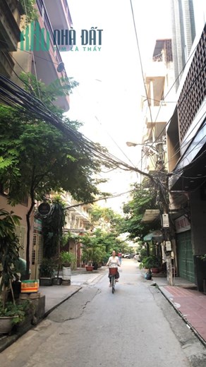 70m Mặt Tiền 7m Lô Góc Phân Lô Chạy Vòng Quanh Vỉa Hè Đá Bóng Trung Tâm Quận Cầu Giầy. Chủ Ngợp Cần