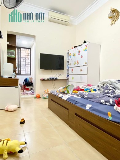 CẦN BÁN GẤP NHÀ HÀO NAM, 32M2, 4 NGỦ, NGÕ RỘNG, 3.55TỶ, 0823934589.