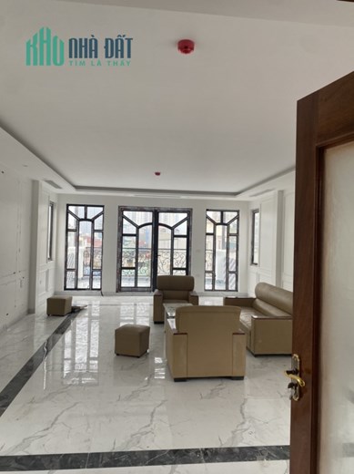 Bán tòa nhà văn phòng phố Trung Kính,Cầu Giấy 120m x 8 t mt 10,5 m giá nhỉnh 40 tỷ