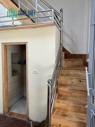 Cho thuê nhà phố vọng dt35x2tầng. Giá 12tr