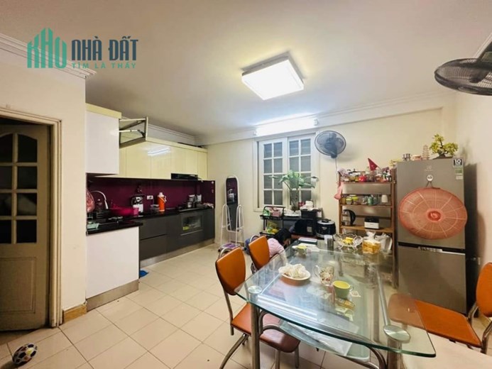 Nhà ngõ 245 lạc long quân 43m, 5 tầng, mt4,8m, 5,05 tỷ