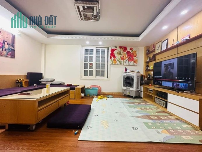 Nhà ngõ 245 lạc long quân 43m, 5 tầng, mt4,8m, 5,05 tỷ