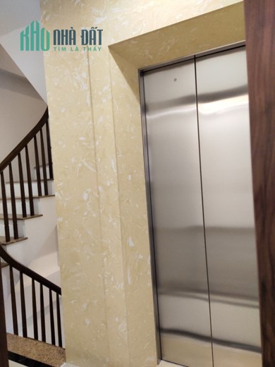 Bán nhà chính chủ ngõ 260 phố Đội Cấn,Liễu Giai 45 m2 x 6 t thang máy mới giá 10 tỷ