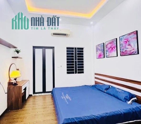 CC càn bán gấp 37M phố Lạc Long Quân 4 tỷ 3 gần Ô TÔ