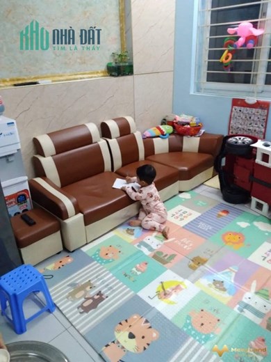 Cho thuê nhà lĩnh nam, dt35x4tầng. Giá 11tr