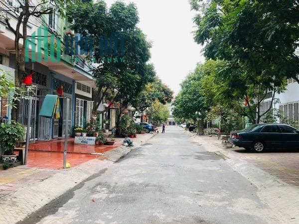 Cần bán ô đất sau cây xăng Cao Xanh,KĐT Cao Xanh- Hà Khánh A ,Hạ Long giá chỉ 2.x tỷ
