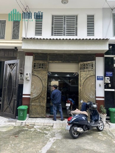 Cho thuê nhà nguyên căn Q12, 5 tầng, 5 PN, đường Nguyễn Ảnh Thủ, Giá thuê 10 Triệu/ tháng