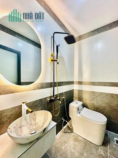 Nhà Phạm Văn Chiêu - GV Gần Ngã 4 Quang Trung & Phan. H. Ích 32m2 4 Tầng 3xTỷ