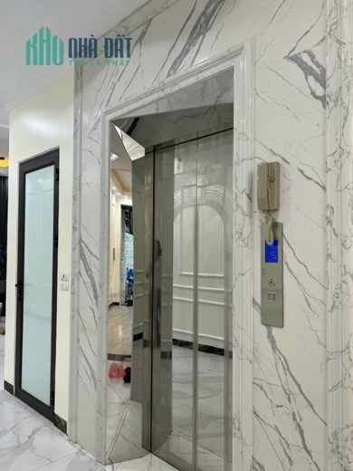 CẦN BÁN CĂN NHÀ SÂN VƯỜN 85M2 - 6 TẦNG THANG MÁY Ở PHỐ NGUYỄN VĂN CỪ - LONG BIÊN .