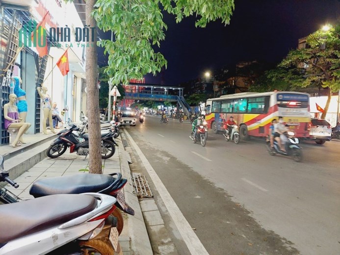 HBT ĐẸP MP Thanh Nhàn giá 17.5 tỷ, 48m2, MT 3.5m, Lô góc 3MT