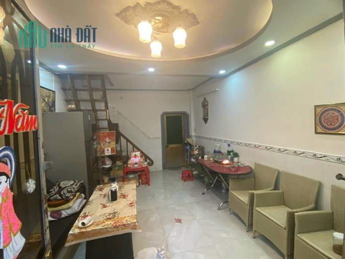 MẶT TIỀN ĐƯỜNG DIÊN HỒNG- 35m2- 2 TẦNG- CHỈ 4.3 TỶ- CHÍNH CHỦ 1 ĐỜI