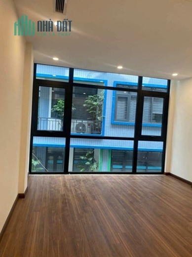 NHÀ SÁT  ĐÀI TH HÀ NỘI. NHÀ MỚI, HAI THOÁNG - KHU VIP - PHÂN LÔ - THANG MÁY - Ô TÔ KINH DOANH. Diện