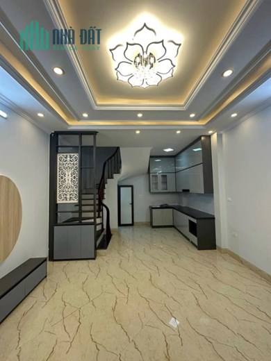 NHÀ PHỐ Tam Trinh 33m, 5tầng, mt4m, 3.9tỷ, NHÀ MỚI ĐẸP - CHỦ ĐẦU TƯ UY TÍN - NGÕ RỘNG - GẦN PHỐ