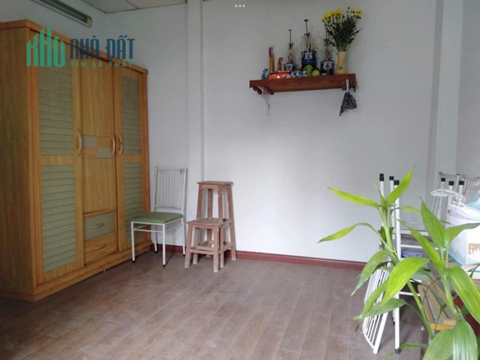 THÔNG SỐ ĐẸP - 6M OTO - VIEW TRƯỜNG HỌC - THOÁNG TRƯỚC SAU- GIÁ CHỈ 3 TỶ
Bán nhà Hoàng Mai Diện