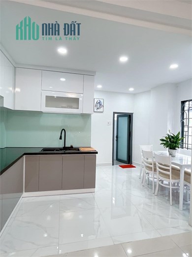 NHÀ MỚI- ĐINH TIÊN HOÀNG GIÁP QUẬN 1- 6 PHÒNG NGỦ-  CHỈ VIỆC XÁCH VALI VÀO Ở- CHỈ 4 TỶ NHỈNH