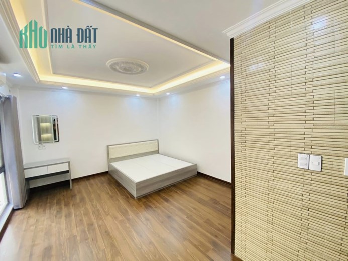 Hoa Hậu Phân Lô, Quận Thanh Xuân, Thang Máy, 3 bước ra oto. 45m x6T.MT4m