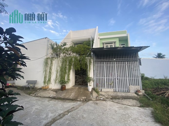 Nhà Vĩnh Thạnh đường ô tô  cafe Ngọc Bích 4 PN, 3WC, 124 m2. chỉ 2 tỷ xxx