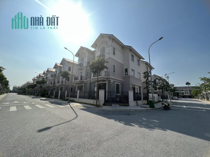 hủ nhà cần bán song lập góc đã hoàn thiện cho thuê 12 triệu tại Centa Villas Từ Sơn