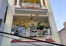 Cần bán nhà gần siêu thị LOTTE và cầu KÊNH TẺ
