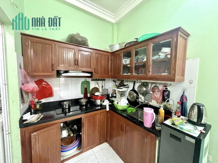 Bán căn nhà 77m2 phố Âu Cơ, Tây Hồ Ô tô đỗ cửa Mặt tiền chia lô Ô tô tránh 20m 6.2 Tỷ